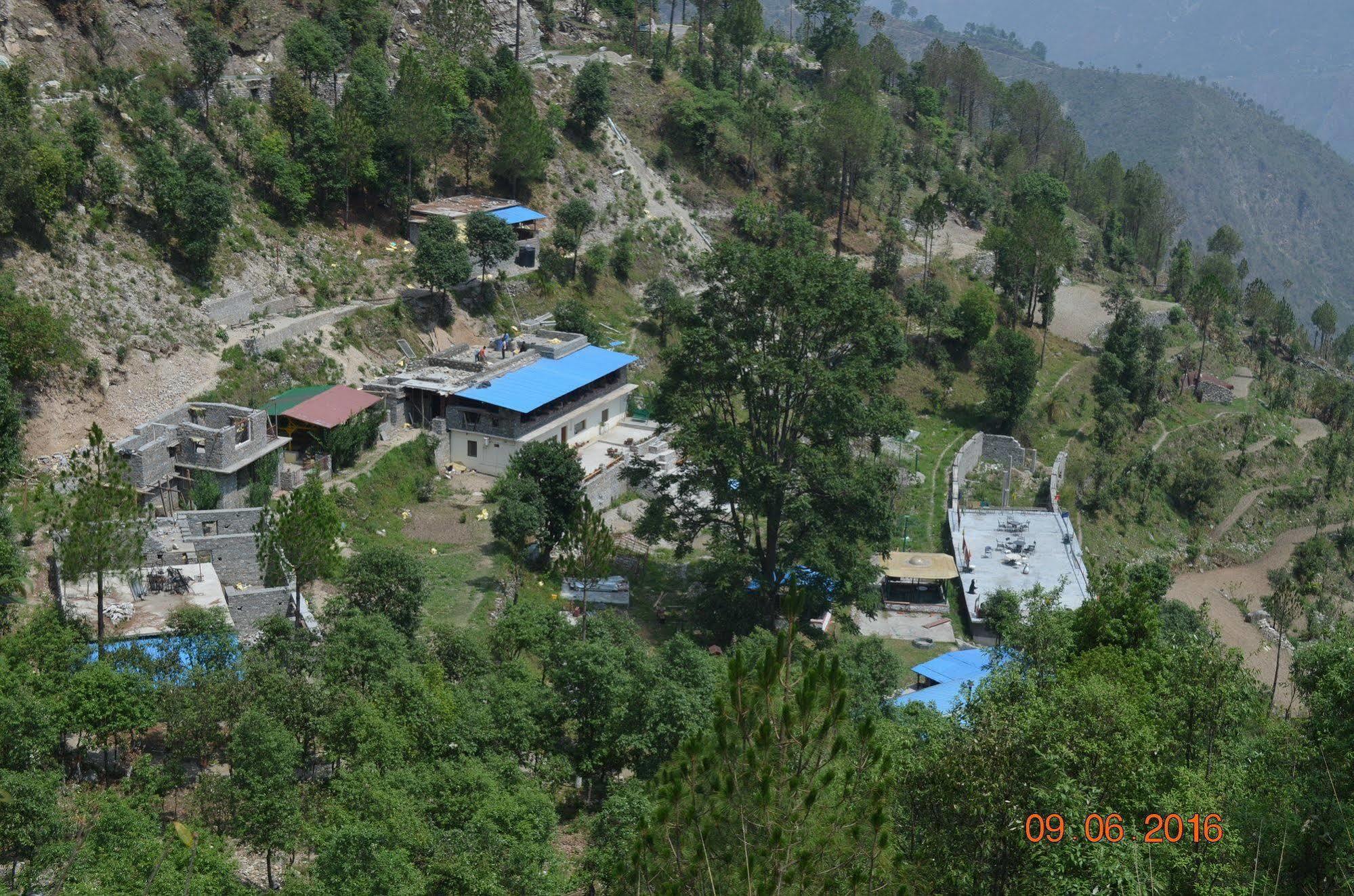 Kafal Resort Nainital Eksteriør billede